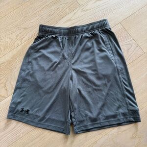 Under Armour Shorts, Youth Large